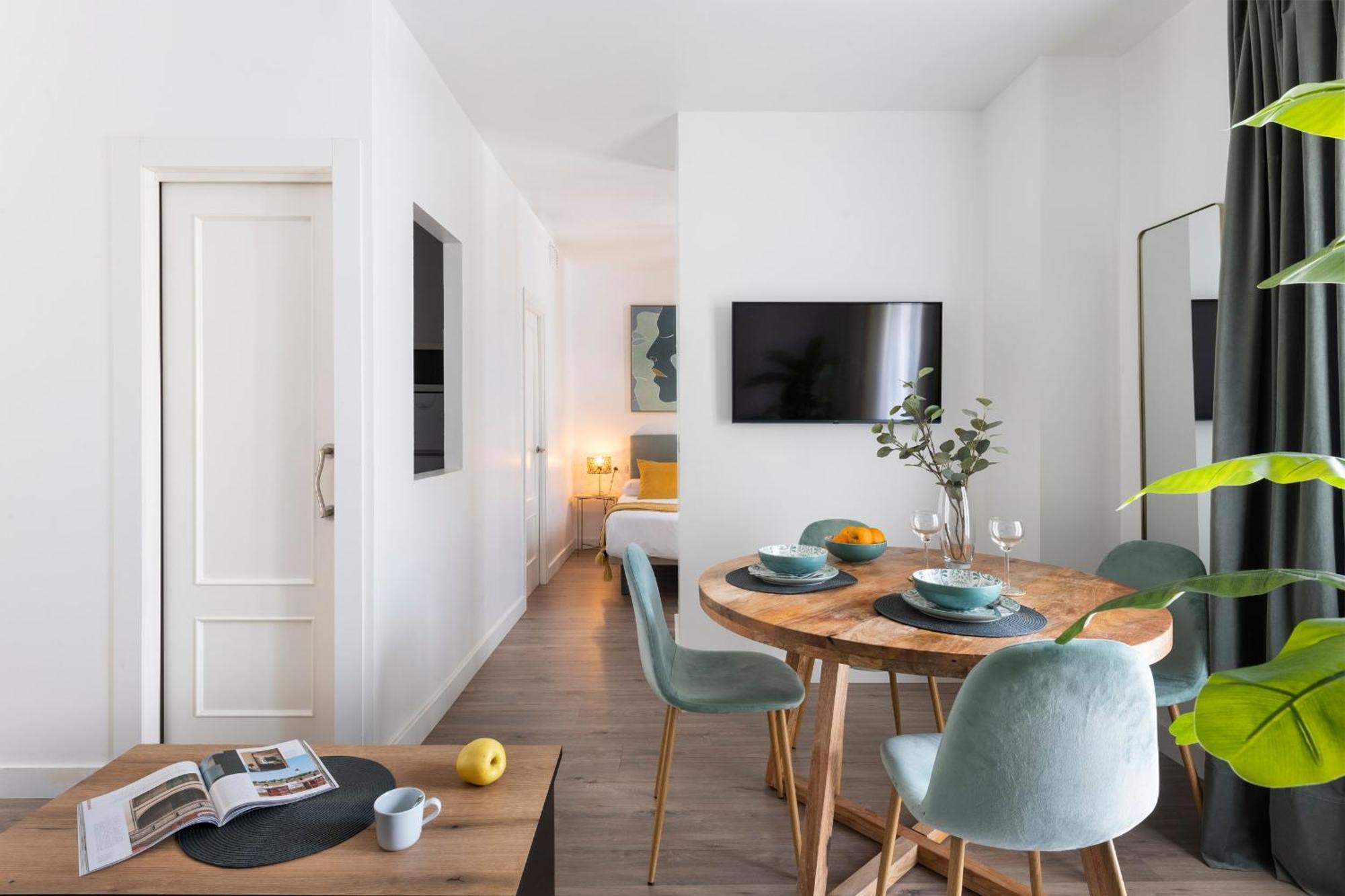Misterhost Santiago Centrico Y Acogedor Con Piscina - Casco Historico Apartment Seville Luaran gambar