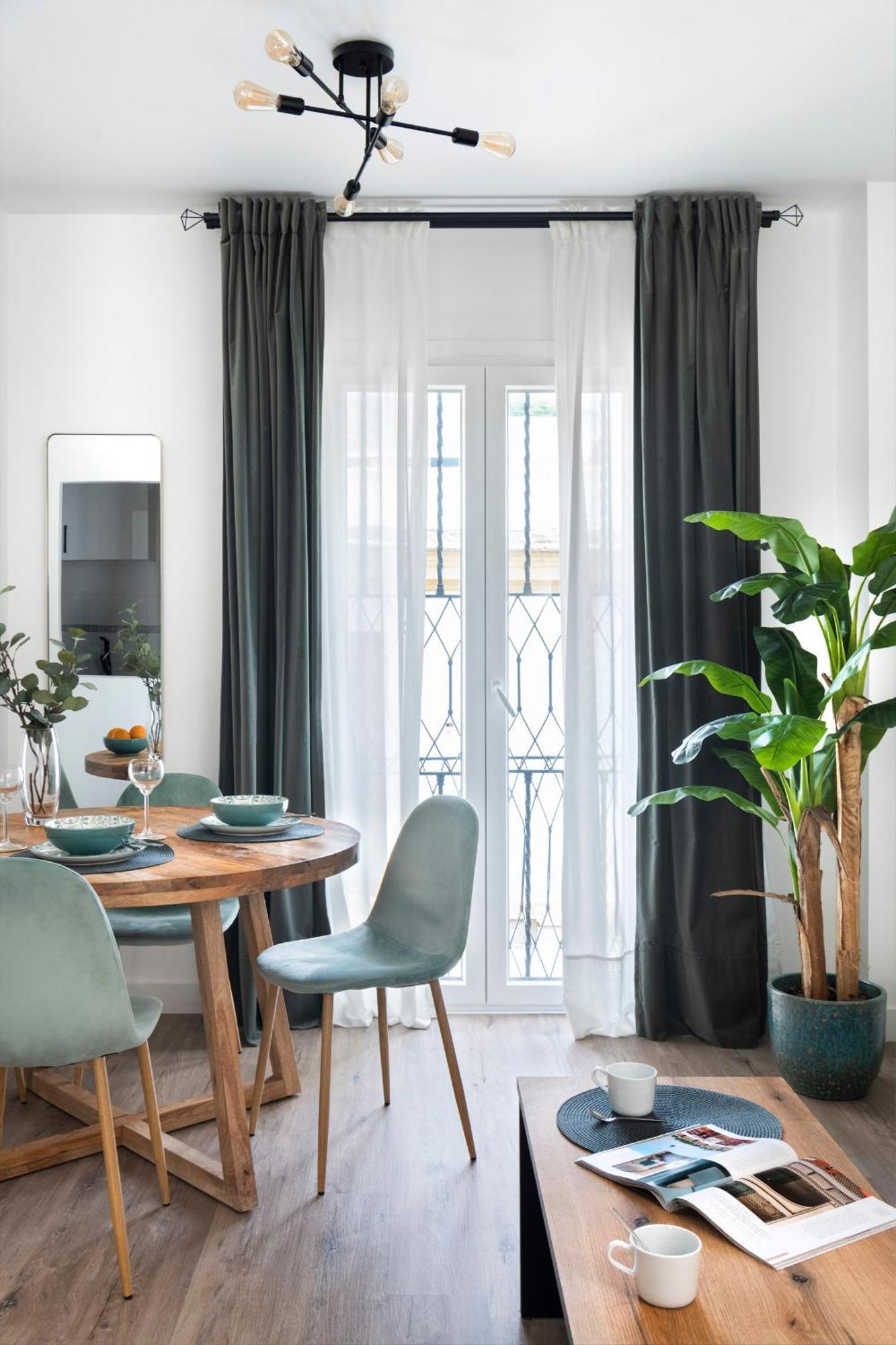 Misterhost Santiago Centrico Y Acogedor Con Piscina - Casco Historico Apartment Seville Luaran gambar